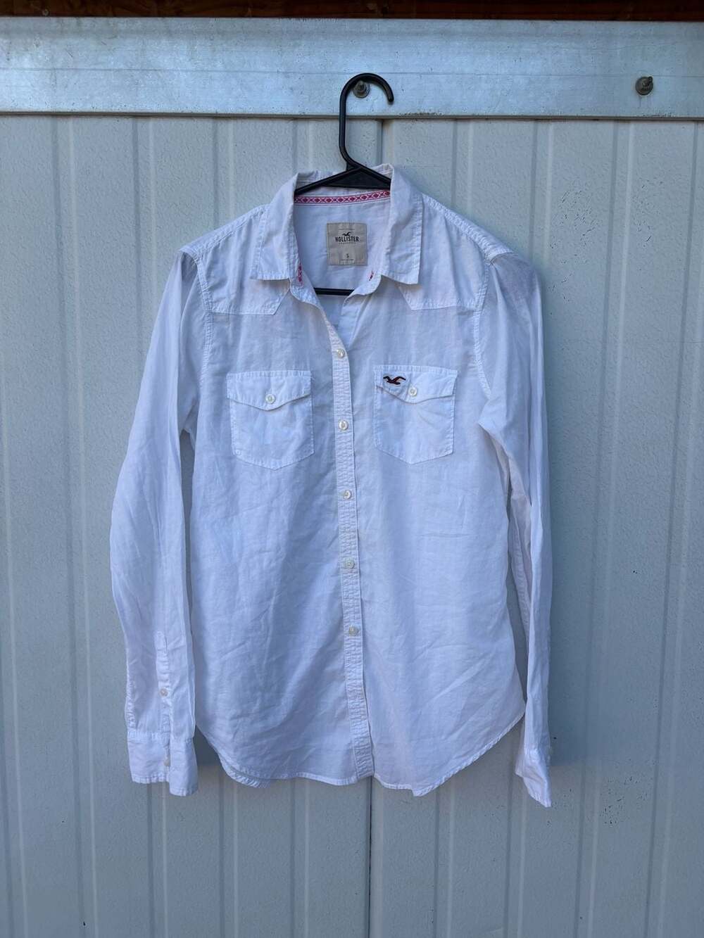 Hollister Women's White Long Sleeve Button Up Utility Shirt with Chest Pockets S